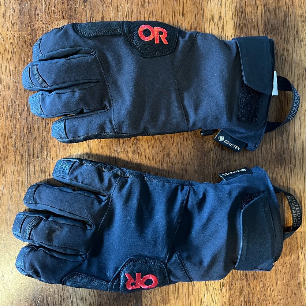 Women's Outdoor Research Gloves